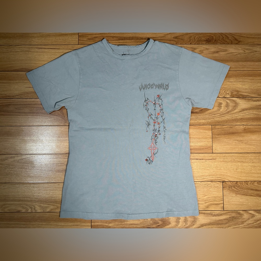 ROSE IN GOOD FAITH X JUICE WRLD - BROKEN HEARTS - T-SHIRT - SIZE M - BLUE